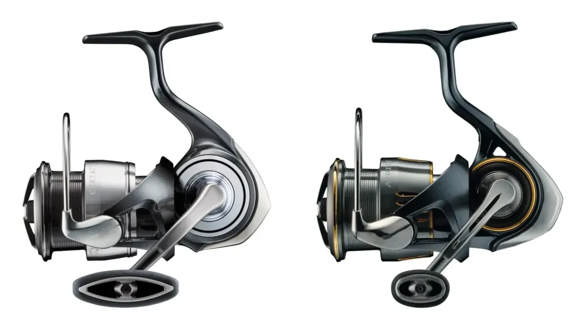 Moulinets Daiwa 24 Certate LT et 23 Airity LT face à face